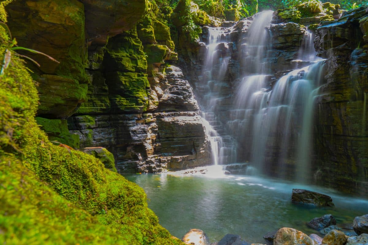Cascada de Latas